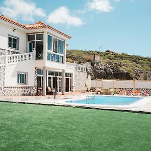https://finca-la-fortaleza.tenerifehoteles.net